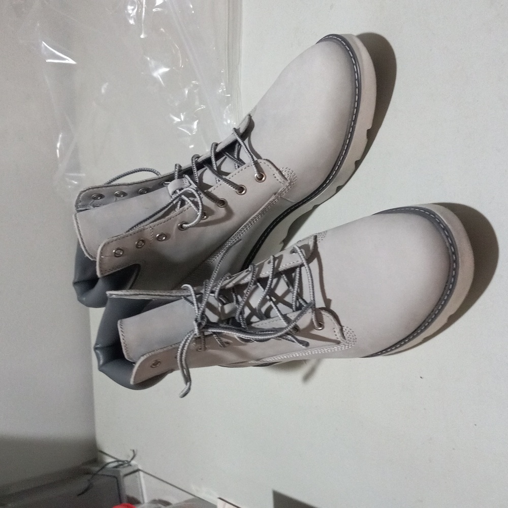 NWT Timberland Sensor Flex Boots